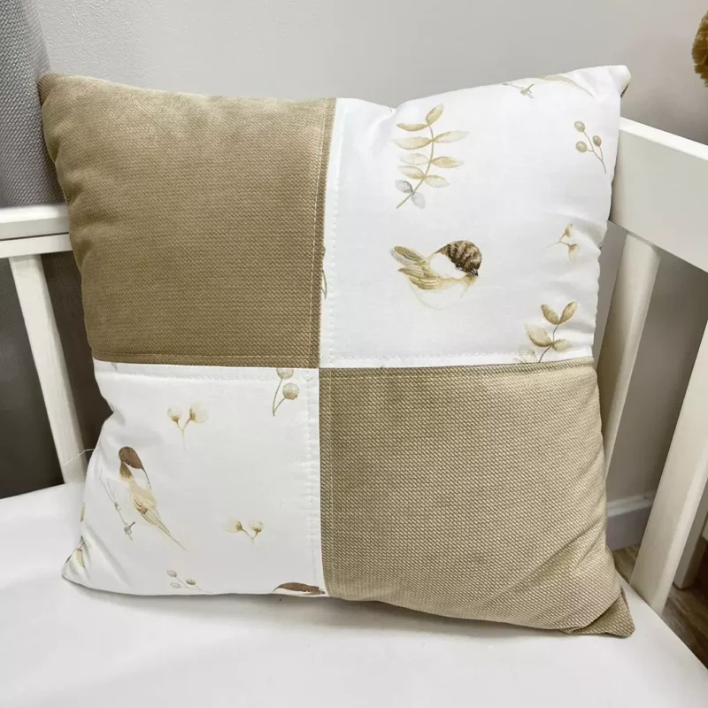 UNIKAT***Poduszka patchwork 40×40 - Lovely Bird z velvetem cappucino
