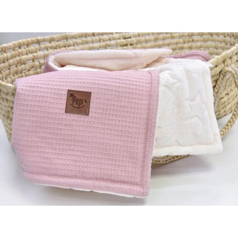 Dwustronny kocyk 75×100 z polaru minky i wafla pink pastel - obrazek 2