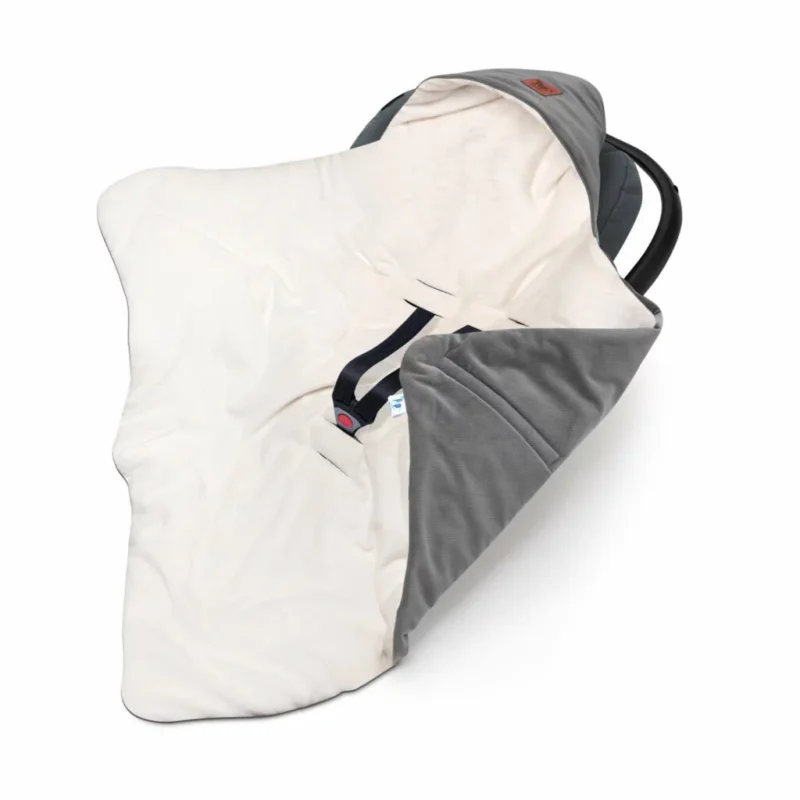 Kocyk do fotelika samochodowego z polarem grey minky - obrazek 2