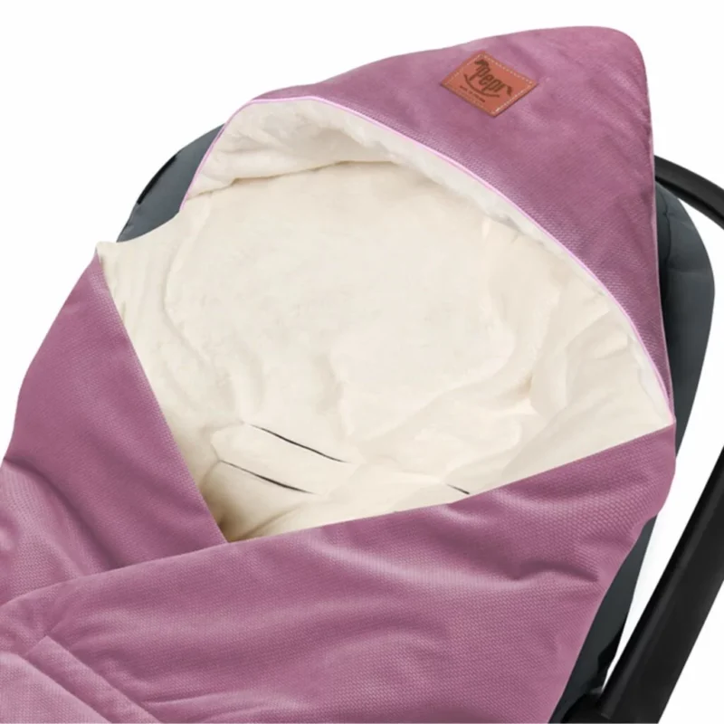 Kocyk do fotelika samochodowego z polarem minky old rosa - obrazek 4