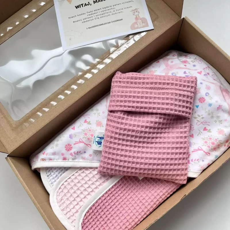 Zestaw prezentowy kąpielowy na Baby Shower / Narodziny dziecka - słodki pastelowy róż